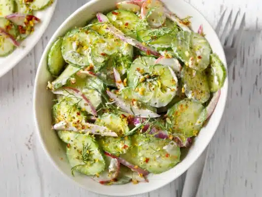 salade de concombre façon thaïlandaise réaliser avec le coupeur hachoir 3 en 1