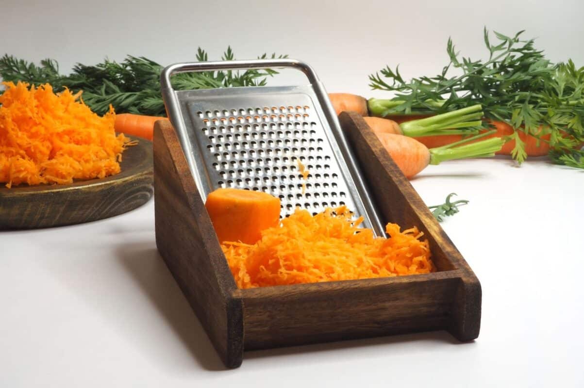 coupe légumes pour raper des carottes